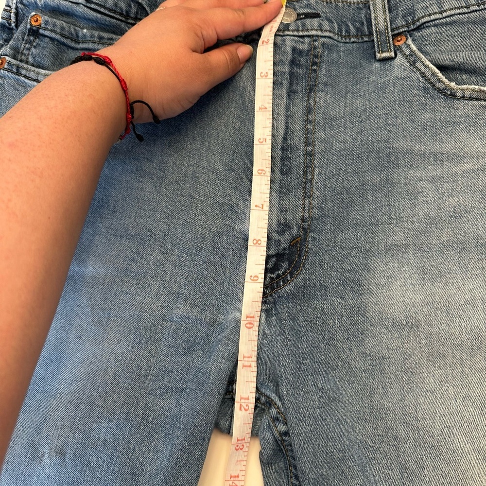 Levi's 514 W 38 L 30 Blue Relaxed Fit Distressed Jeans - Picture 3 of 5
